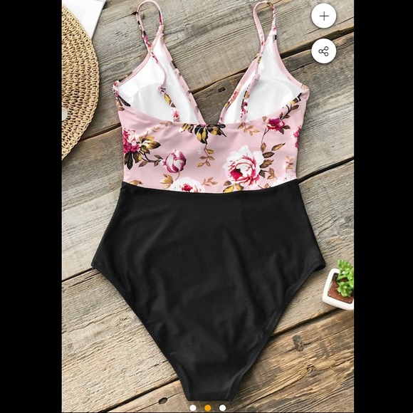 Cupshe PINK BLOSSOM FLORAL ONE-PIECE SWIMSUIT - Picture 3 of 8